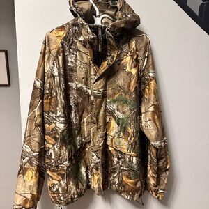 Cabela’s Camouflage Hooded Jacket